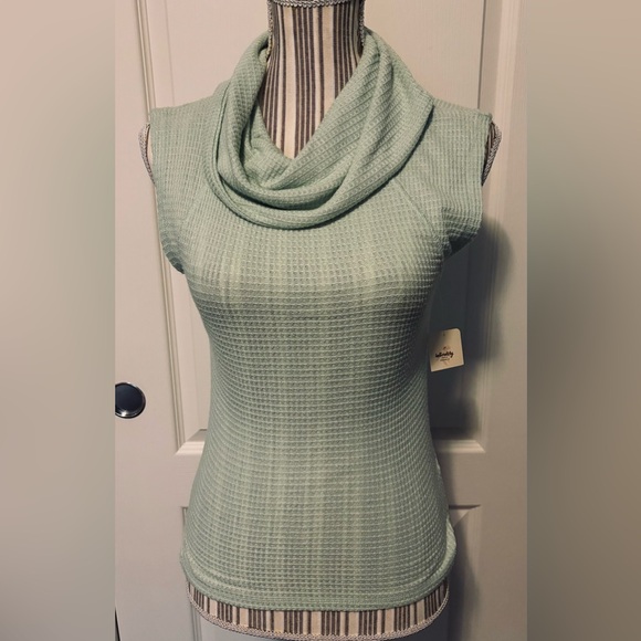 NWT Free People Intimately Cowl Up Cap Sleeve Cami, color Sky/Ciel (Mint), Sz M - Picture 8 of 8